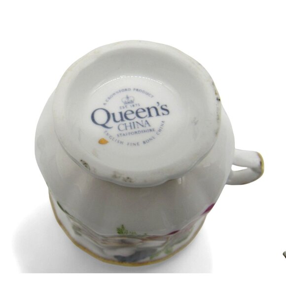 QUEENS CHINA Jacobean Roses Tea Cup And Saucer Gold Trim England Vintage - Picture 11 of 12